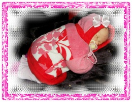 Maike 7370837083708